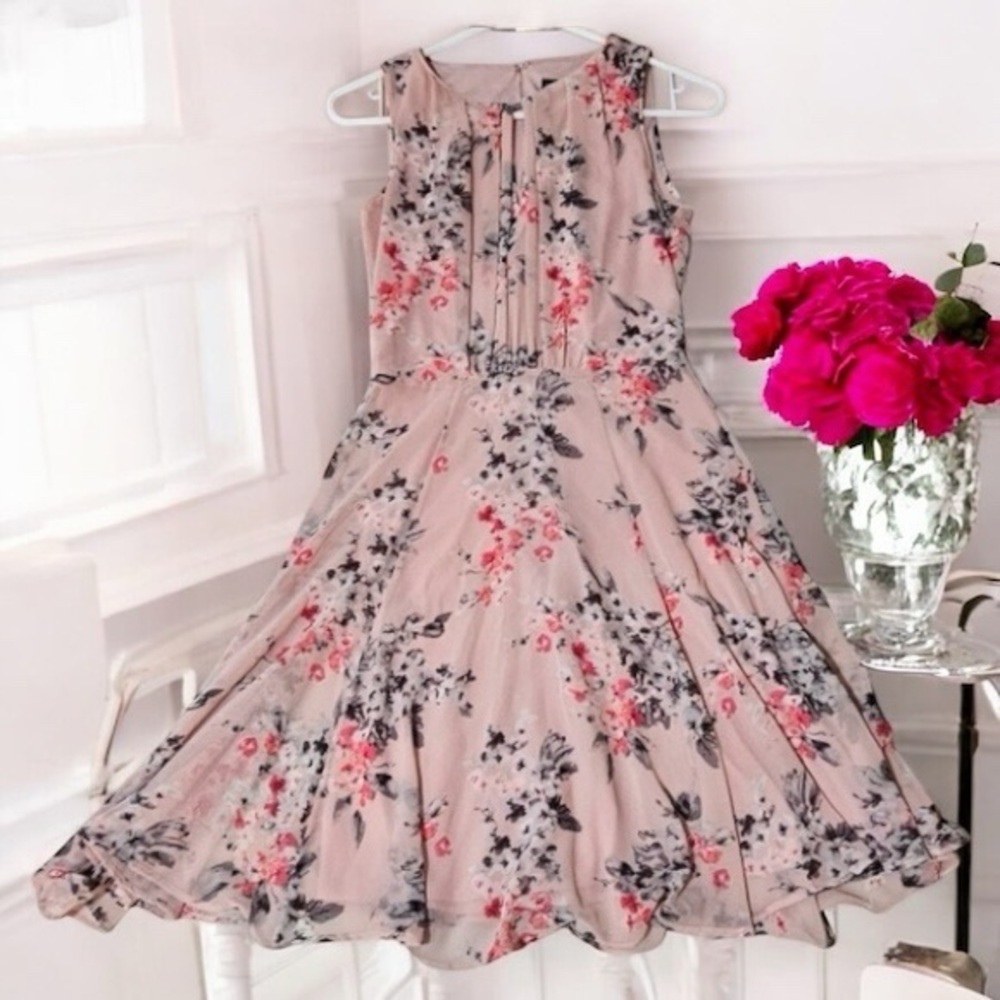 Floral Sleeveless Dress